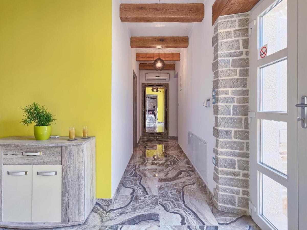 Villa Patrick-Luxury Stone House In The Center Of Istria Pazin Εξωτερικό φωτογραφία
