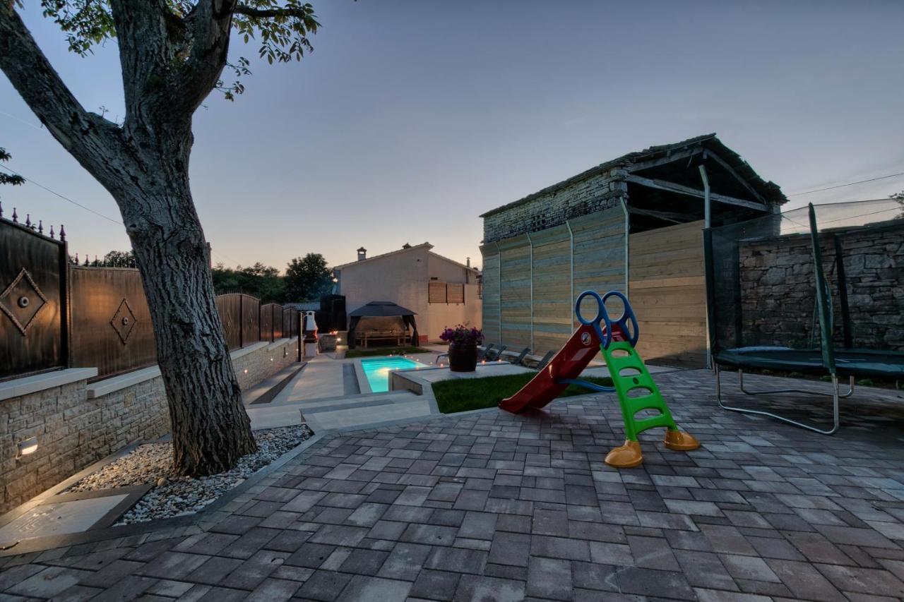 Villa Patrick-Luxury Stone House In The Center Of Istria Pazin Εξωτερικό φωτογραφία